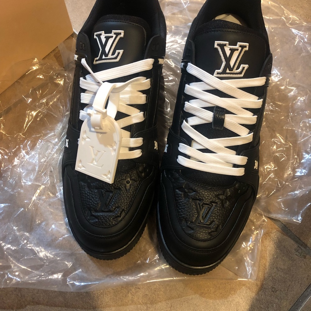 Louis Vuitton Black and White Sneakers Luxurious Minimalist Design. Offers.